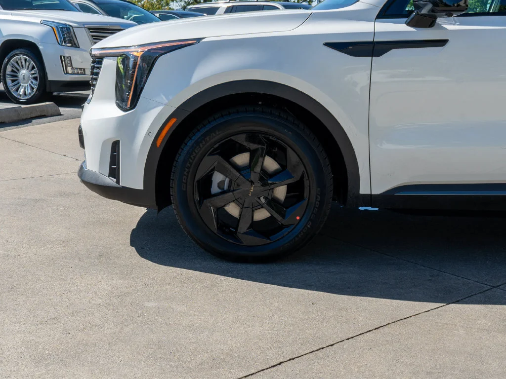 New 2026 White Kia X-Line SX Prestige image 31