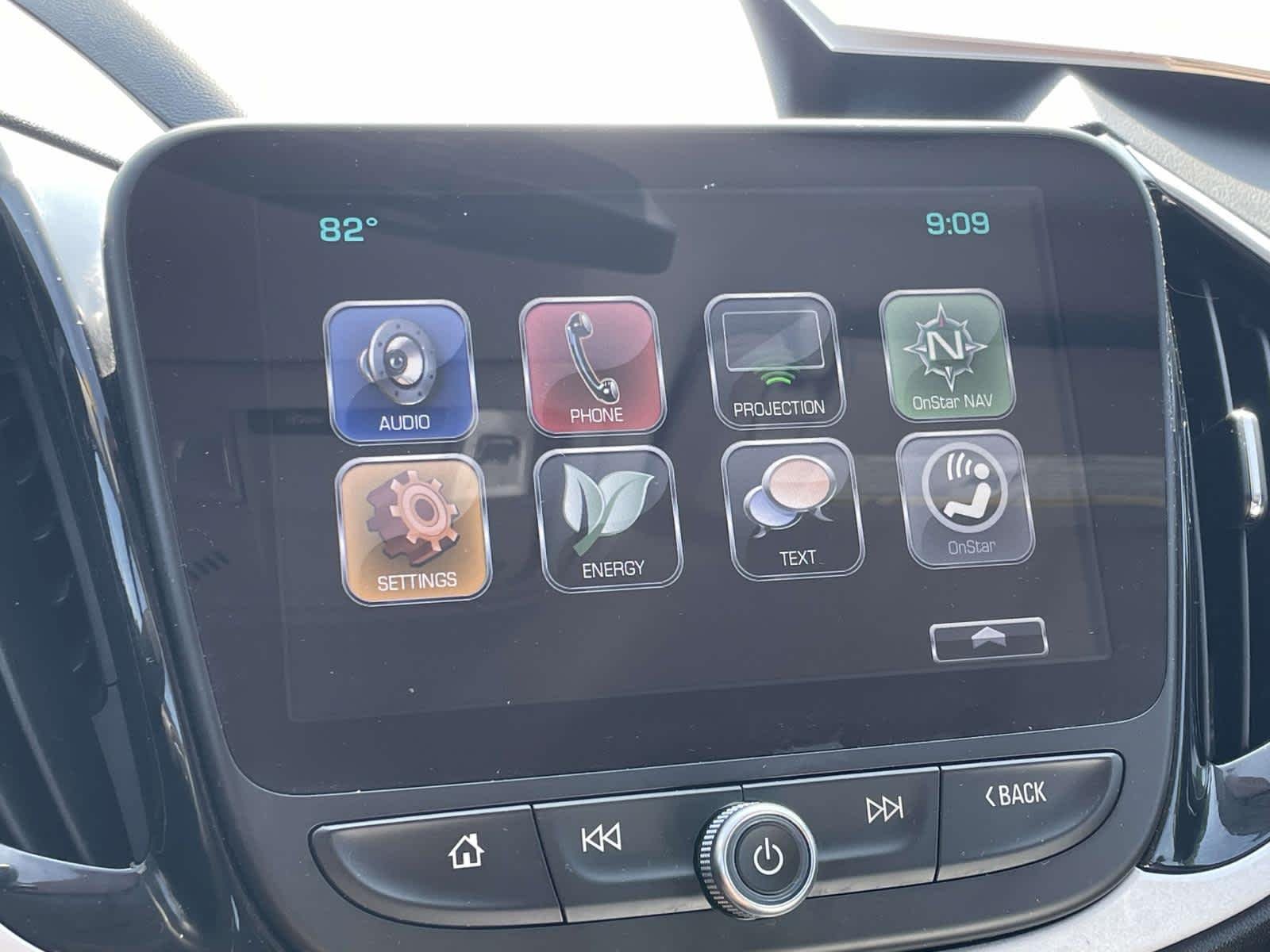Used 2017 Heather Gray Metallic Chevrolet LT image 25
