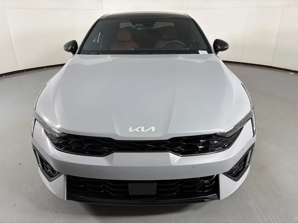 New 2026 Wolf Gray Kia GT-Line FWD image 3