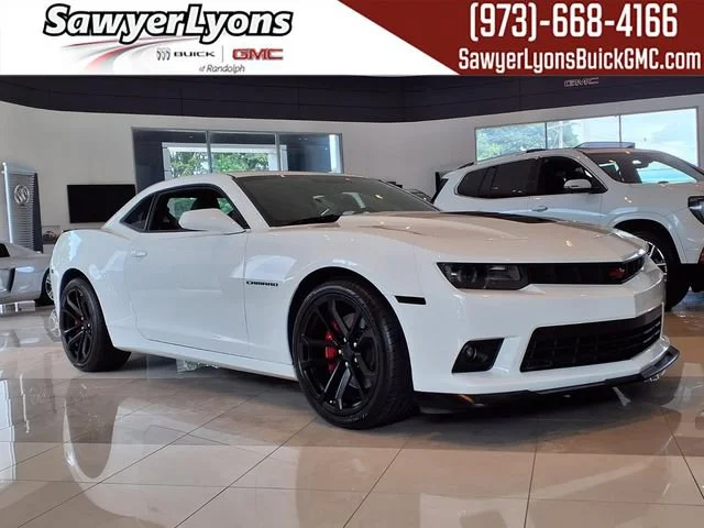 Used 2014 Summit White Chevrolet SS image 1