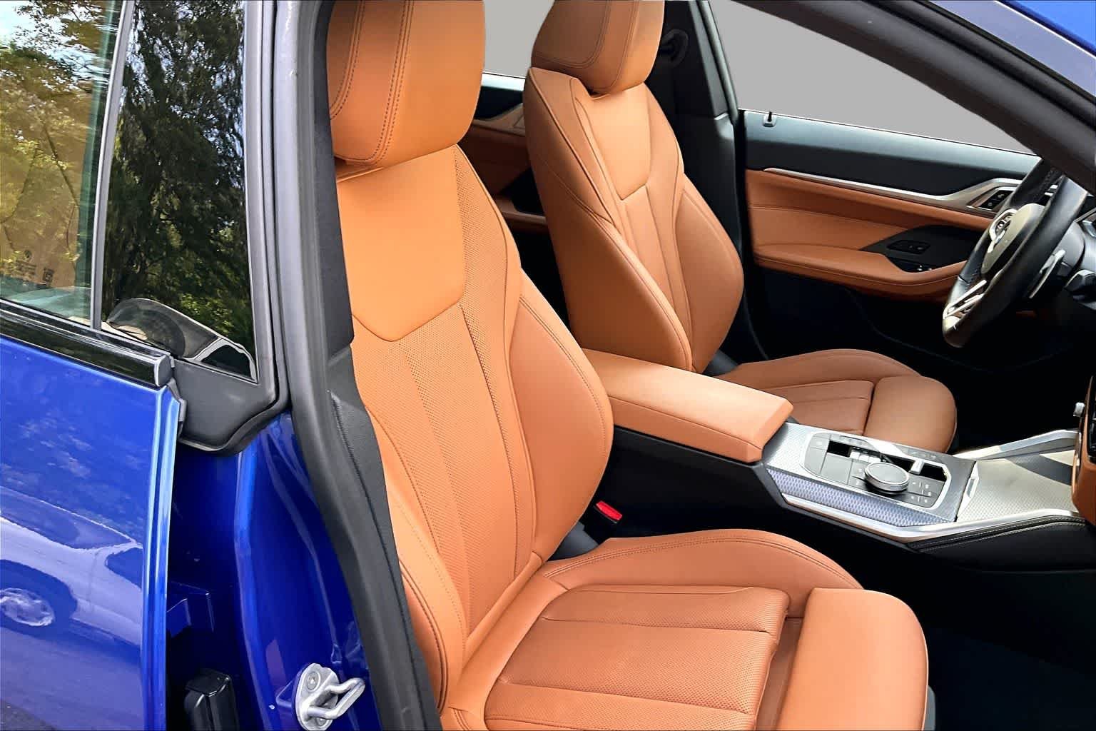 Used 2025 Portimao Blue Metallic BMW M440i image 9