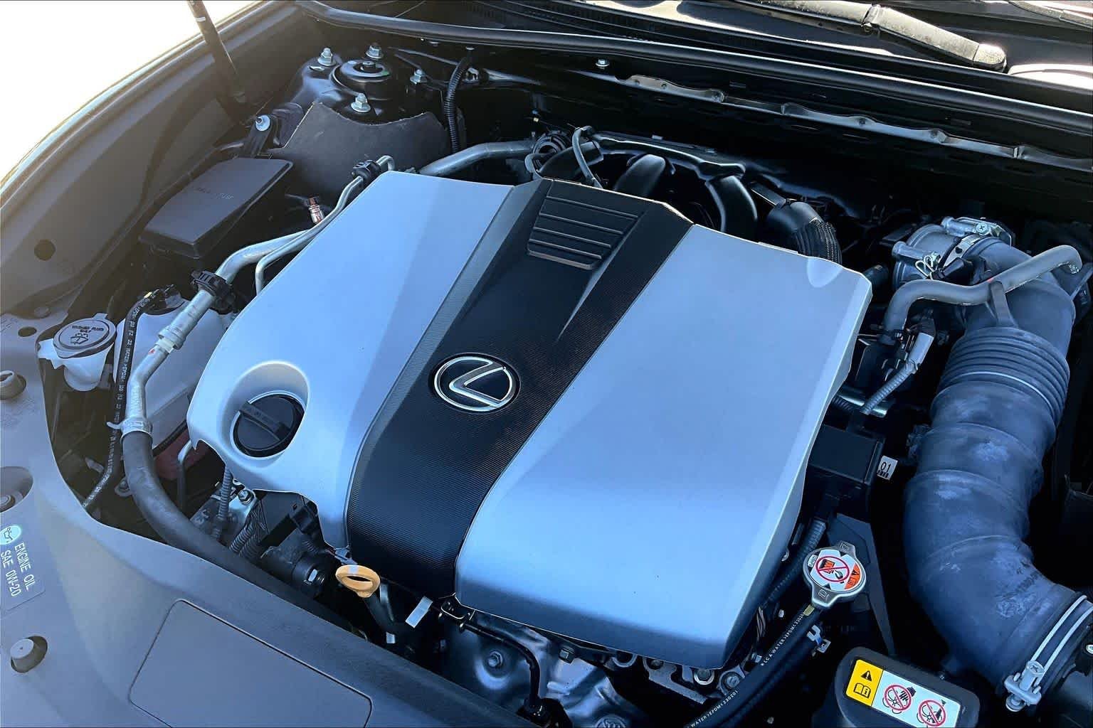 Used 2024 Obsidian Lexus F SPORT Handling image 31