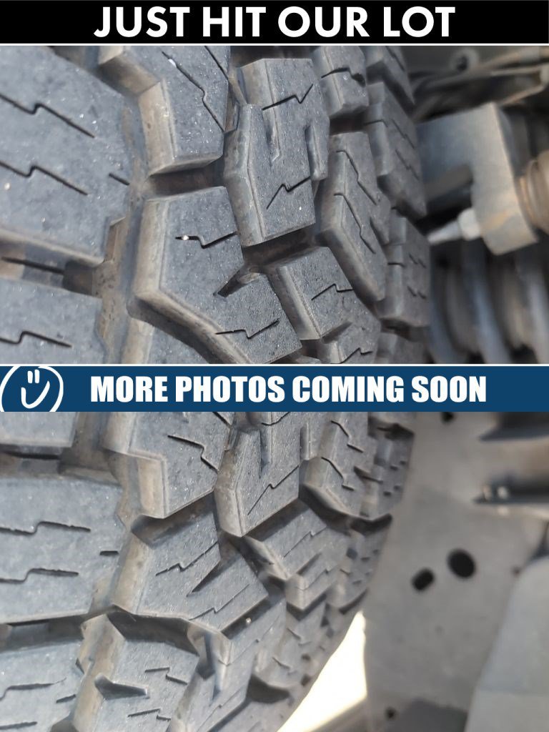 Used 2017 Shadow Black Ford Lariat image 10