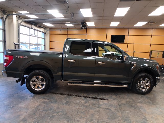 Certified Used 2021 Guard Metallic Ford Lariat image 8