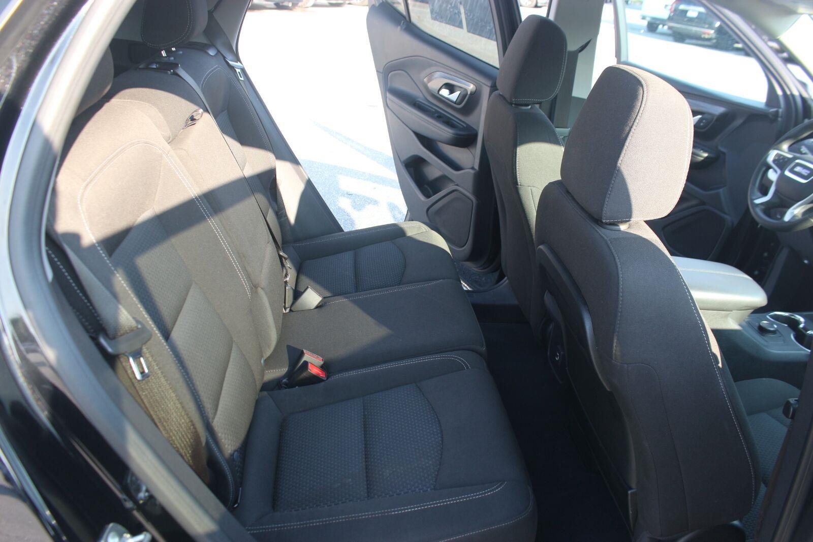 Used 2024 Ebony Twilight Metallic GMC SLE image 35