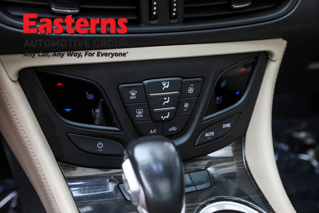 Used 2019 Brown Buick Premium II image 22