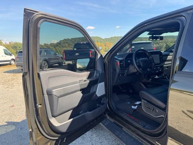 Used 2025 Green Ford Raptor image 10