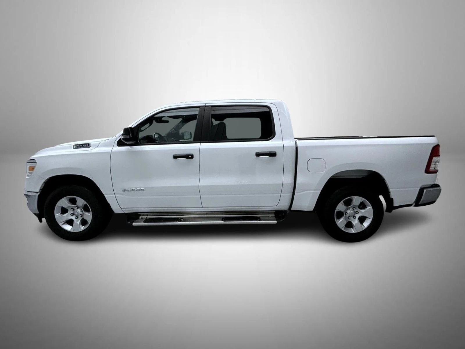Used 2023 White Ram Big Horn/Lone Star image 8