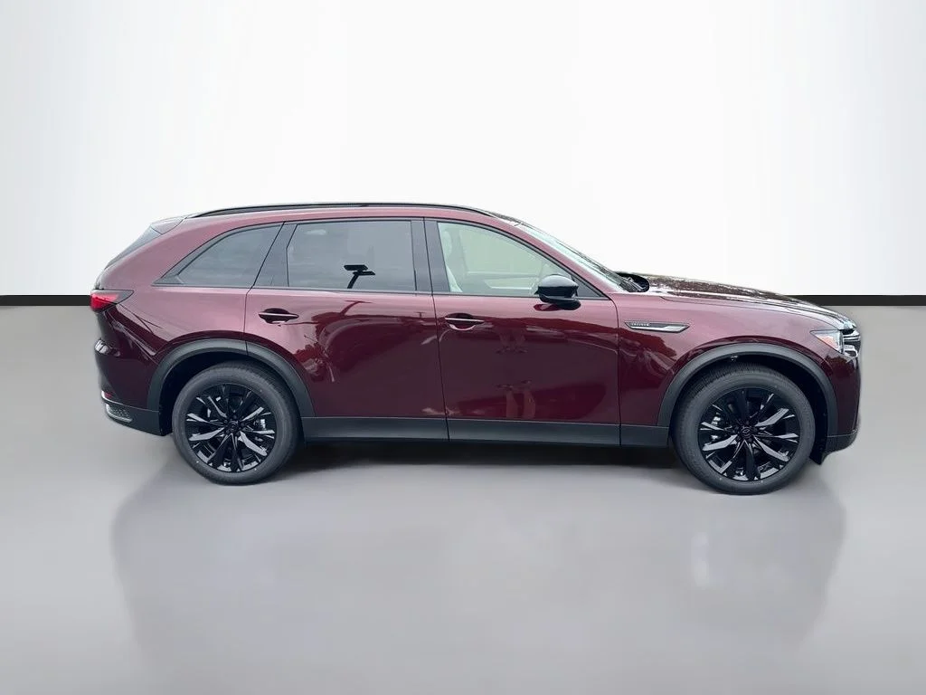 New 2026 Red Mazda 3.3 Turbo Premium image 2