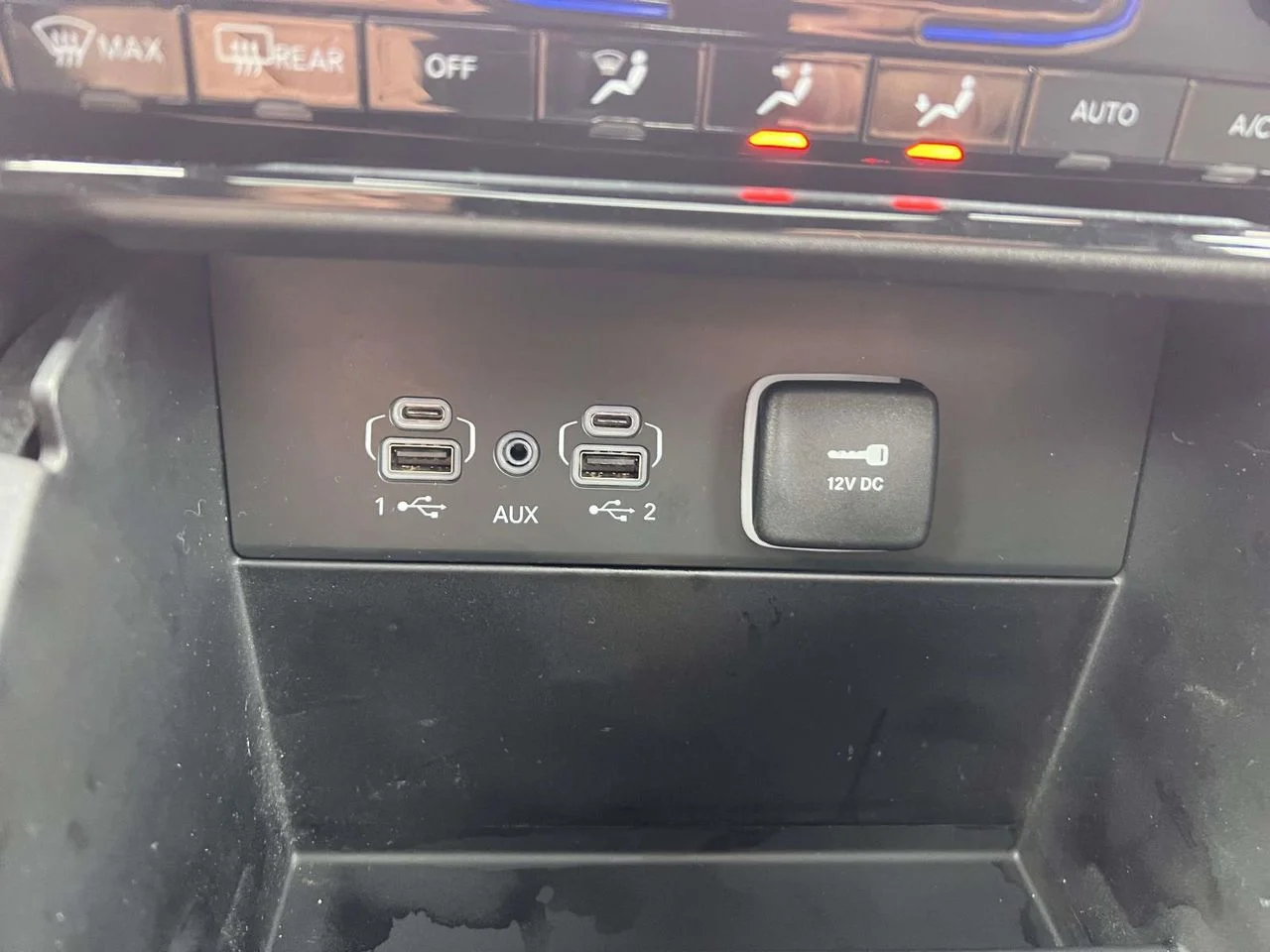 Used 2025 Silver Zynith Jeep Laredo X 4x4 image 25