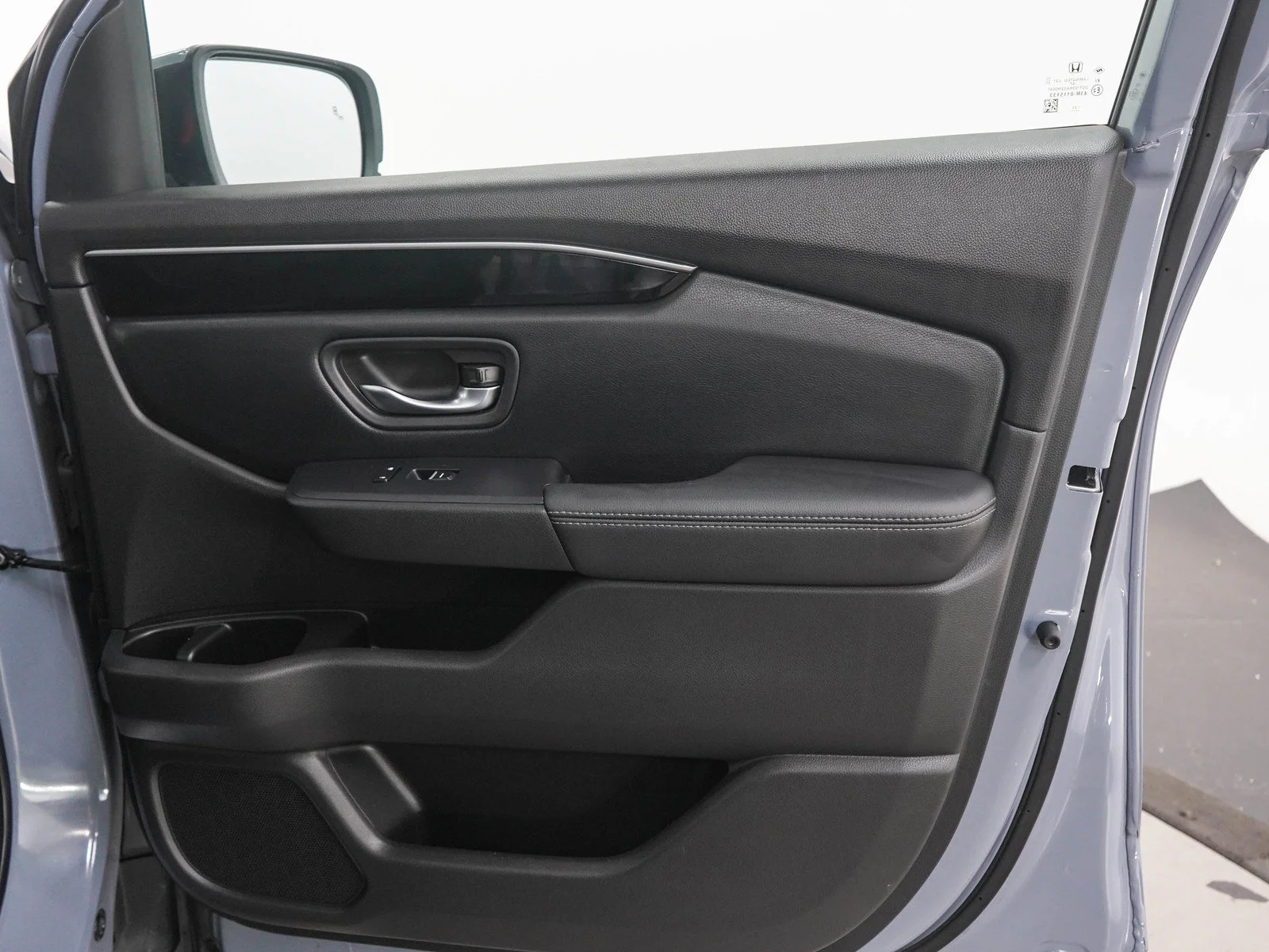 Used 2023 Gray Honda Touring AWD image 12