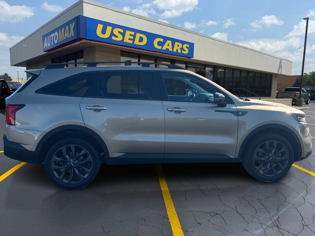 Used 2021 Crystal Beige Kia SX Prestige X-Line image 2