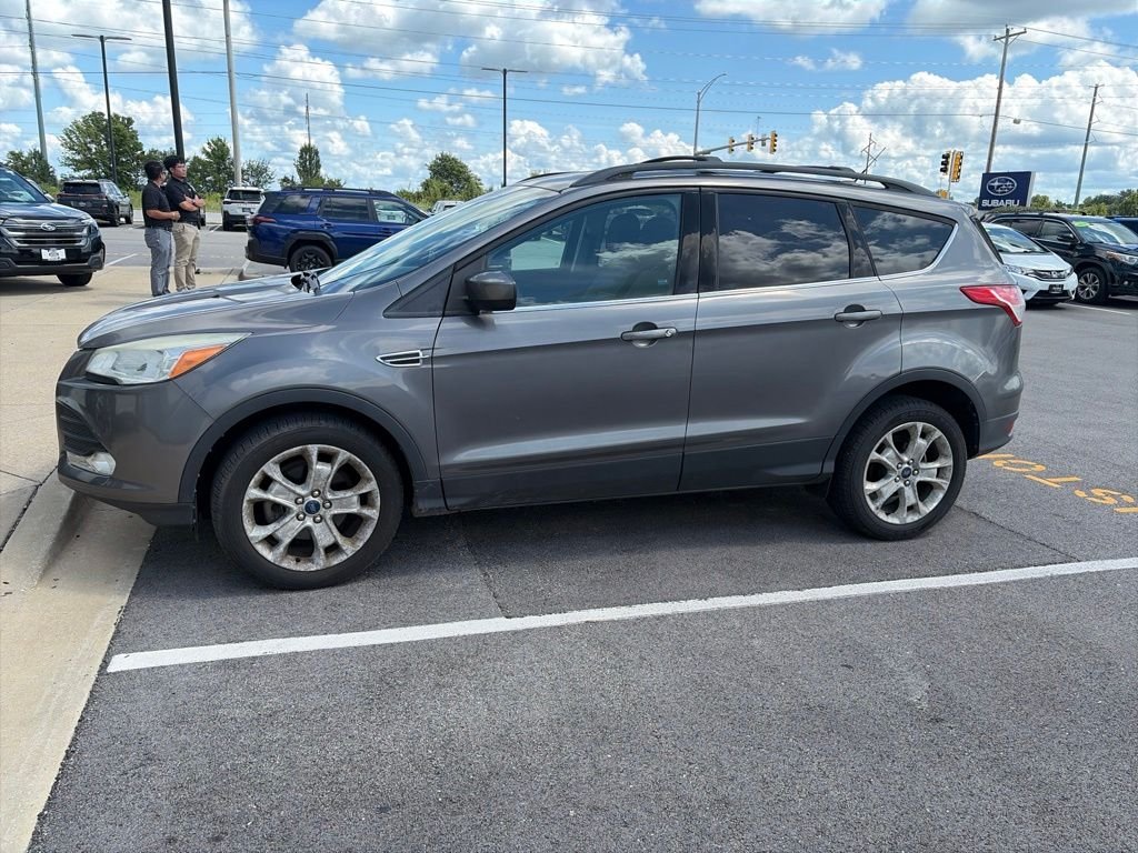 Used 2013 Ford Escape SE with VIN 1FMCU0GX7DUC52732 for sale in Savoy, IL