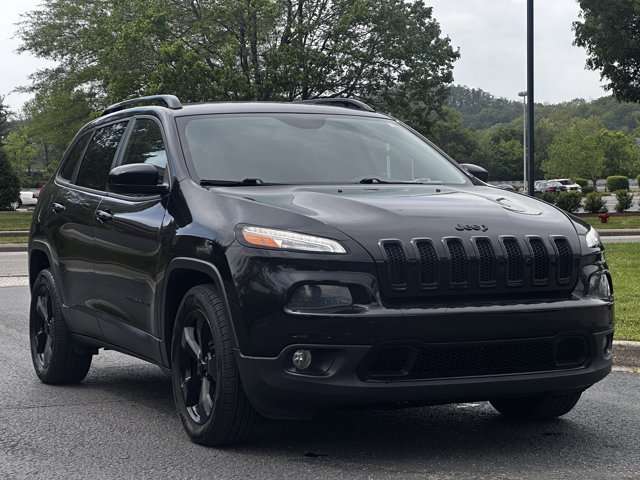 Used 2018 Jeep Cherokee Latitude with VIN 1C4PJLCB1JD621042 for sale in Brentwood, TN