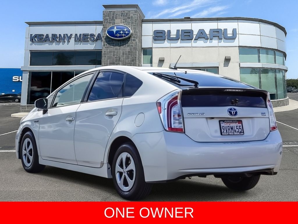 Used 2013 White Toyota Four image 4
