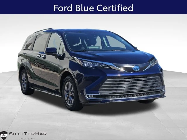 2024 Toyota Sienna XLE