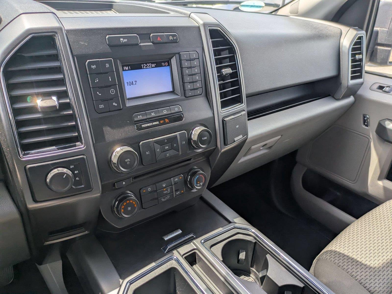 Used 2018 Magnetic Metallic Ford XLT image 19