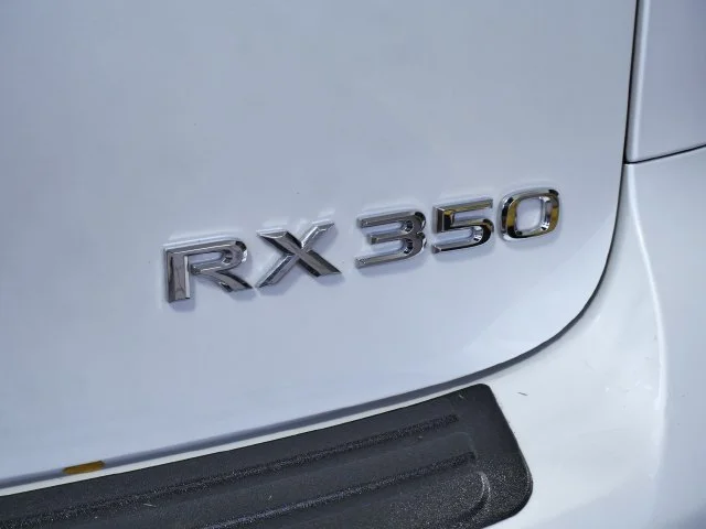 Used 2015  Lexus 350 image 7