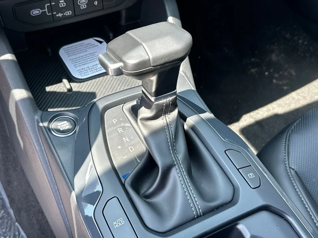 New 2026 White Kia EX image 31