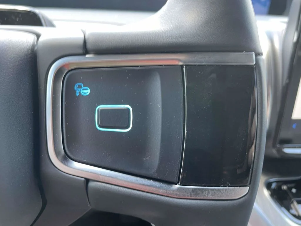 New 2026 Agate Black Metallic Ford Platinum® image 23