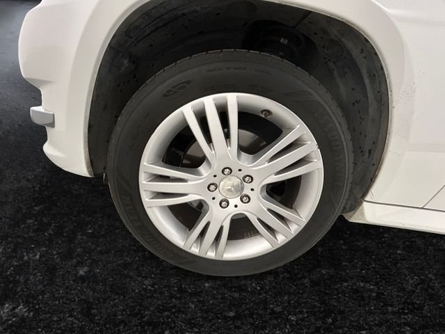 Used 2015 Black Mercedes-Benz GLK 350 image 27