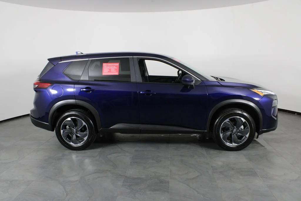 2024 Nissan Rogue SV - Photo 15