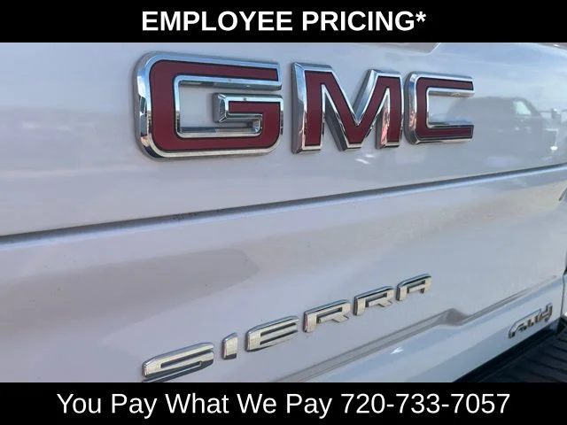 Used 2020 White GMC AT4 image 21