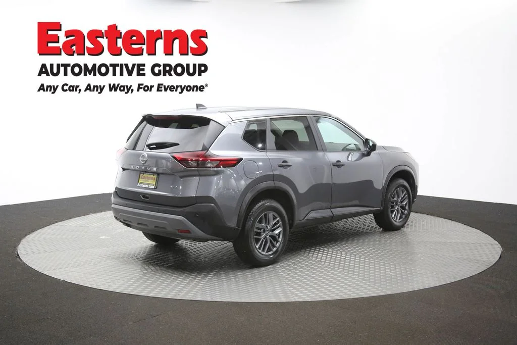 Used 2023 Gray Nissan S image 41