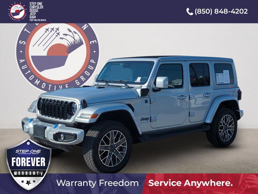 Used 2024 Silver Jeep High Altitude 4xe image 2