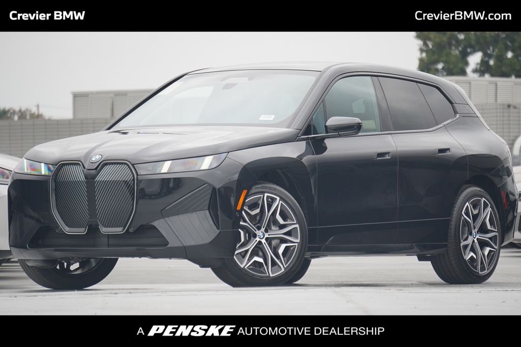 2026 BMW iX xDrive60's photo