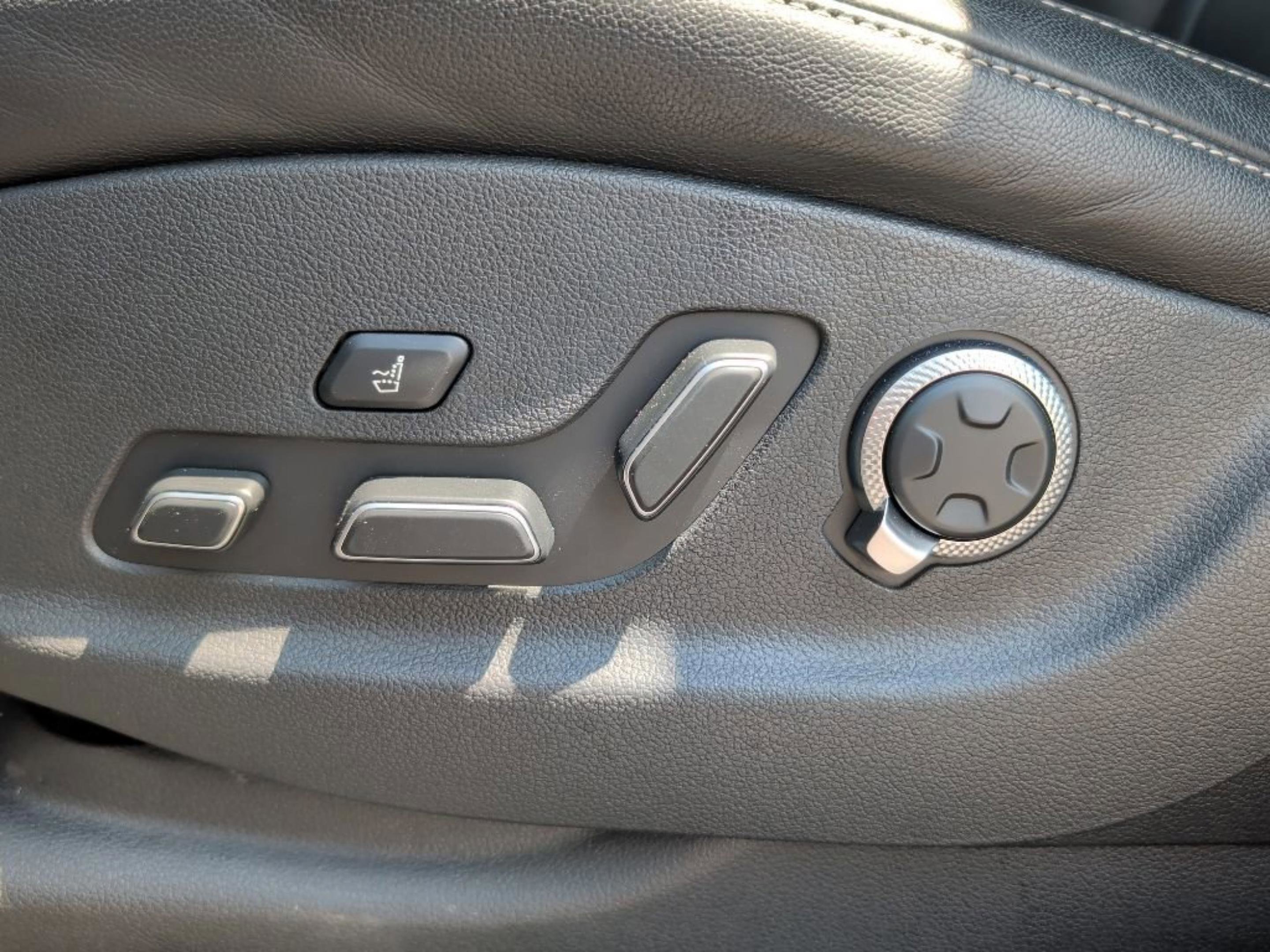 Used 2024 Vik Black Genesis 3.5T image 17