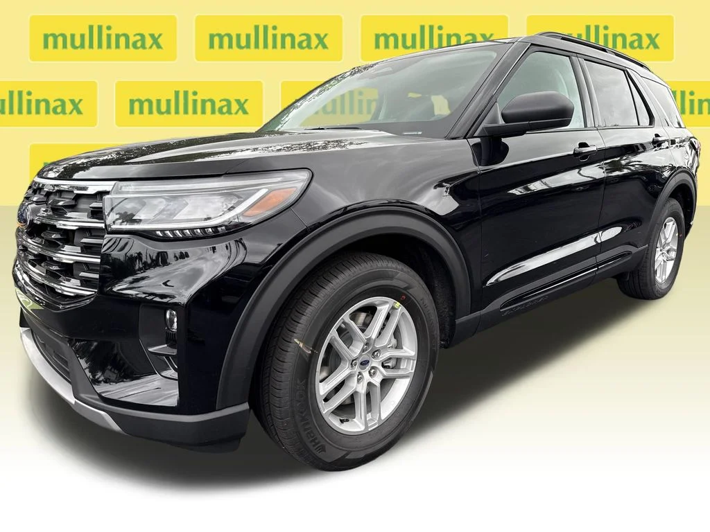 New 2026 Black Ford Active image 18