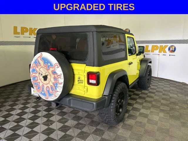 Used 2022 High Velocity Clearcoat Jeep Willys image 3