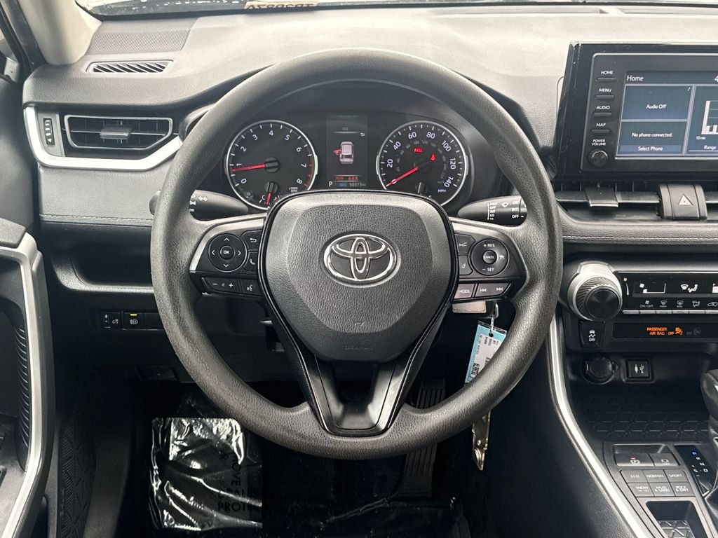 Used 2019 Silver Toyota LE image 13
