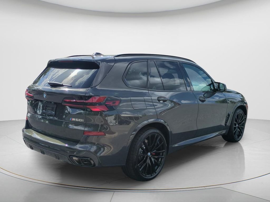 New 2026 Dravit Grey Metallic BMW M60i image 4