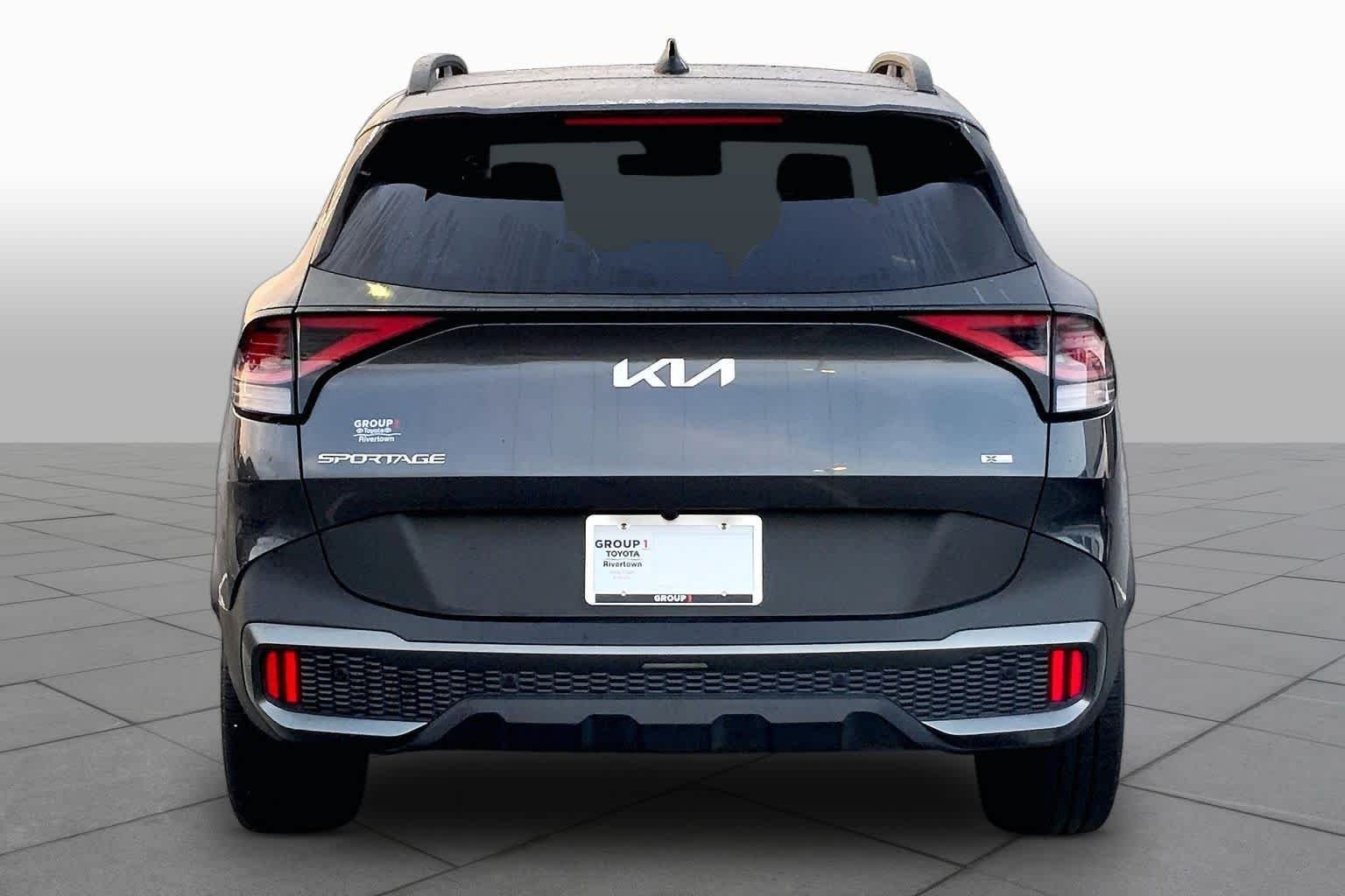 Used 2023 Gravity Gray Kia X-Line image 5