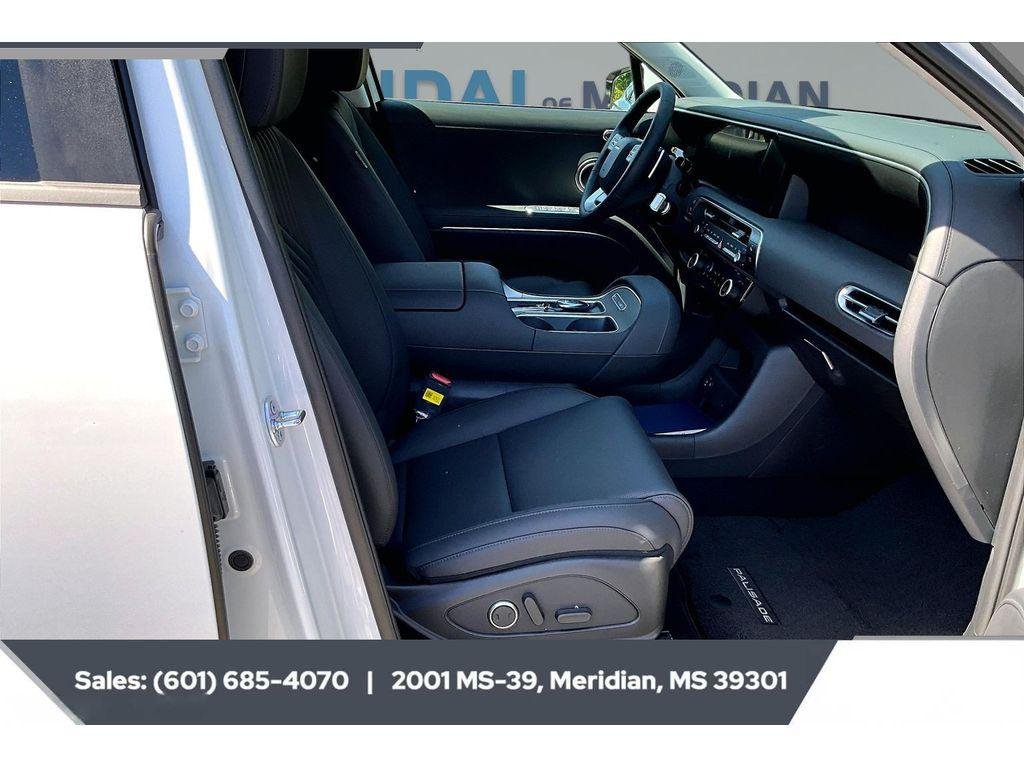 New 2026 Creamy White Pearl Hyundai SEL Premium FWD image 9
