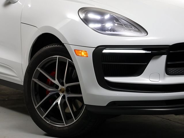 Used 2022 White Porsche S image 3