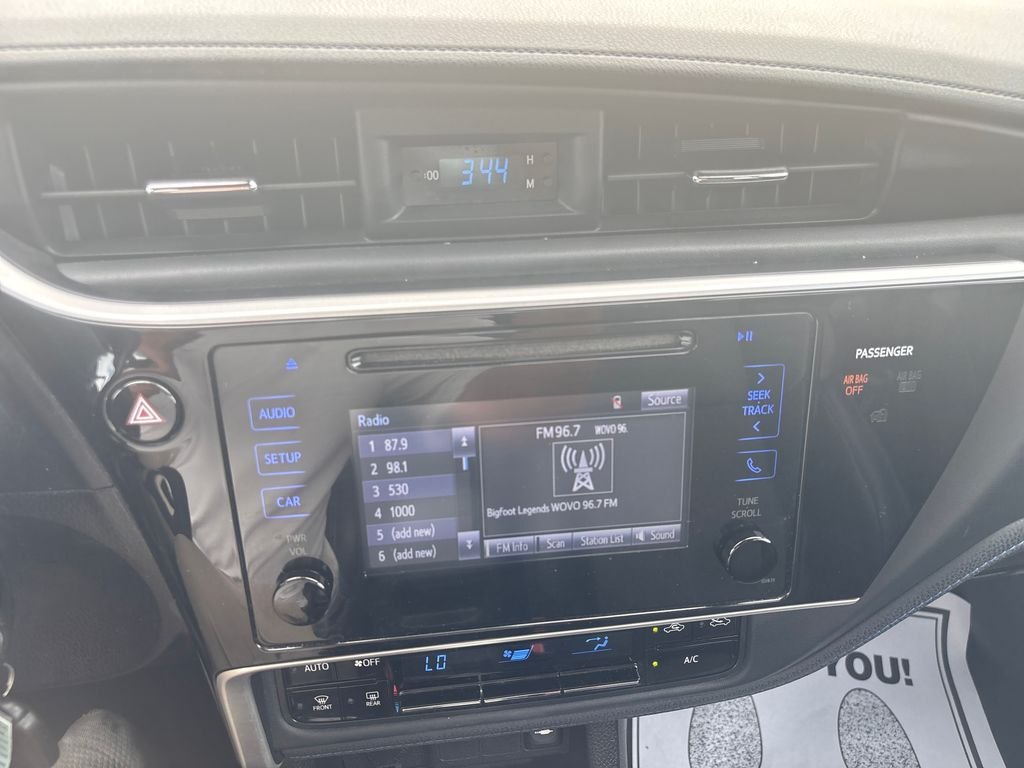 Used 2017 Black Toyota L image 19