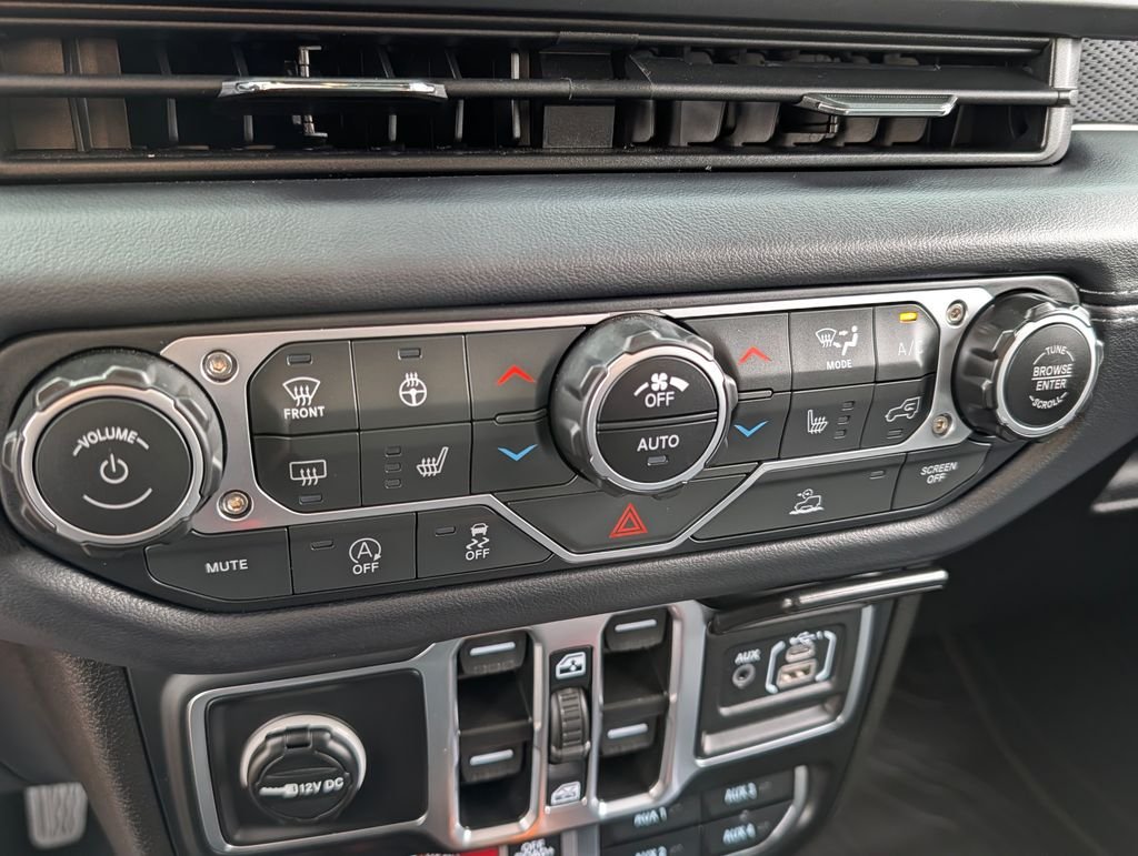 2025 Jeep Wrangler 4-Door Rubicon - Photo 24