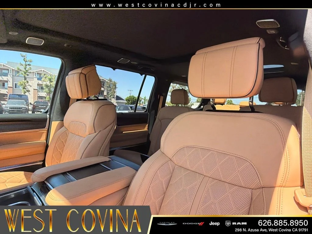 New 2026 High Gloss Black Exterior Paint Jeep Summit Reserve image 20
