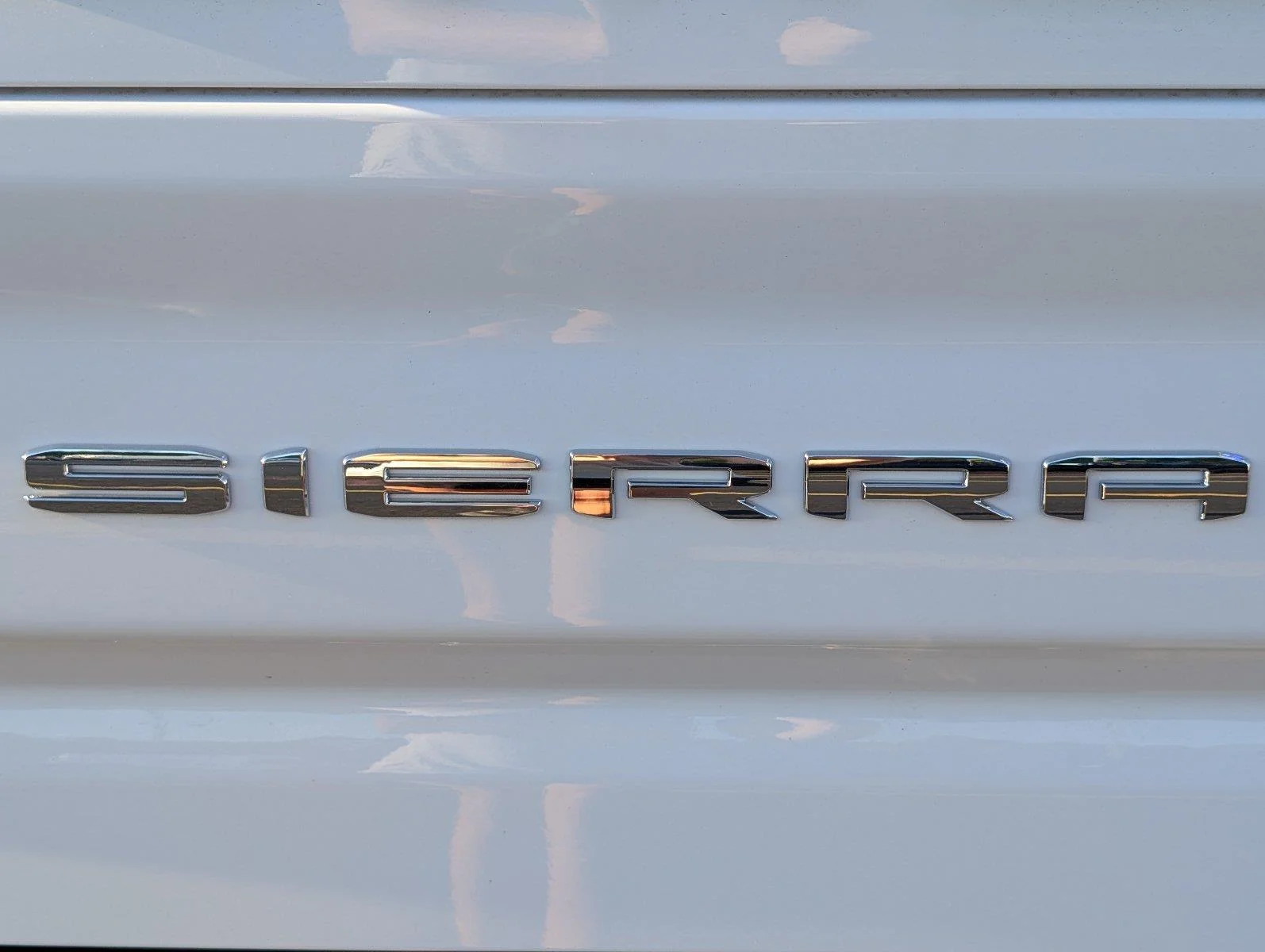 New 2026 Summit White GMC AT4 image 6