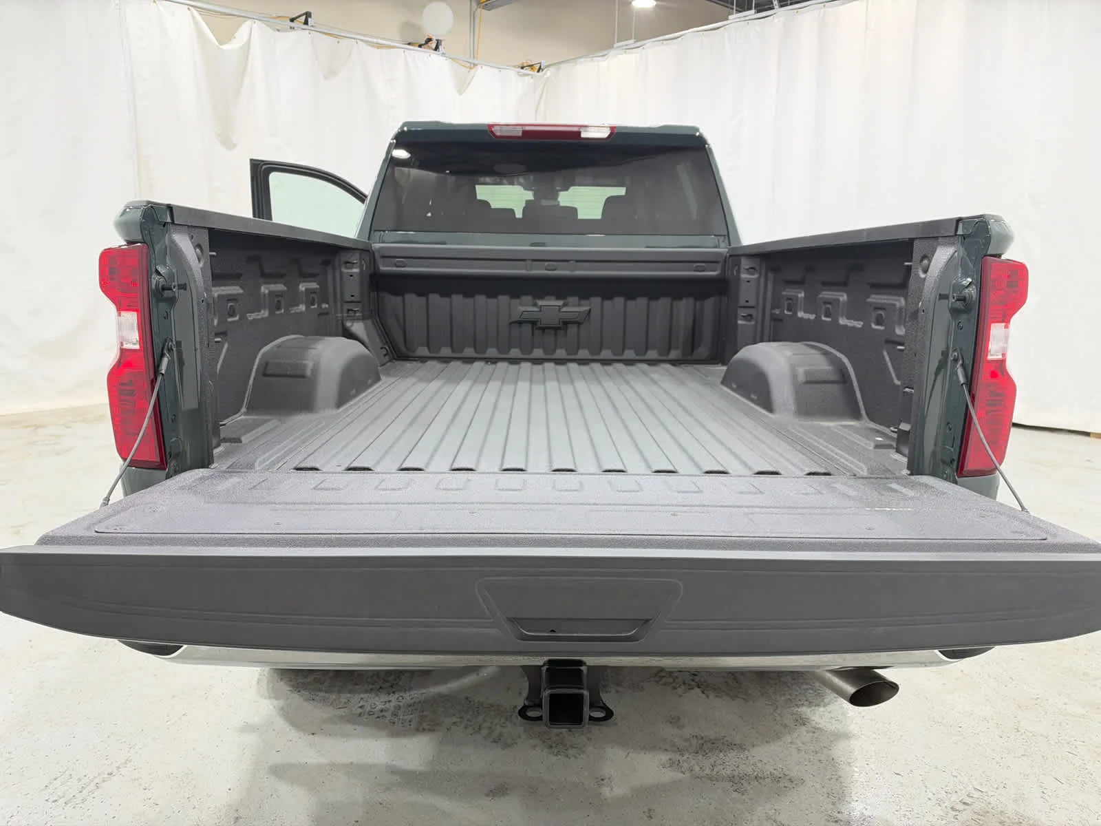 Used 2026 Cypress Gray Chevrolet LT image 16