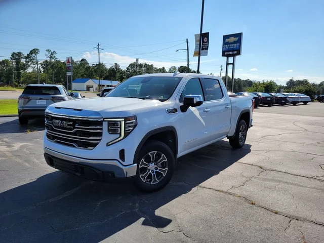 2024 GMC Sierra 1500 SLT