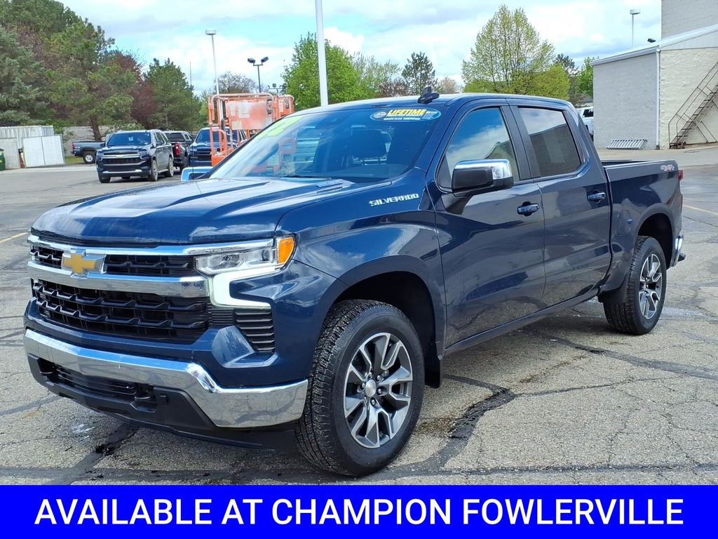 Used 2022 Blue Chevrolet LT image 3