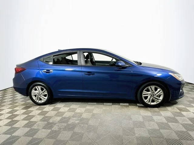 Used 2019 Blue Hyundai SEL image 2