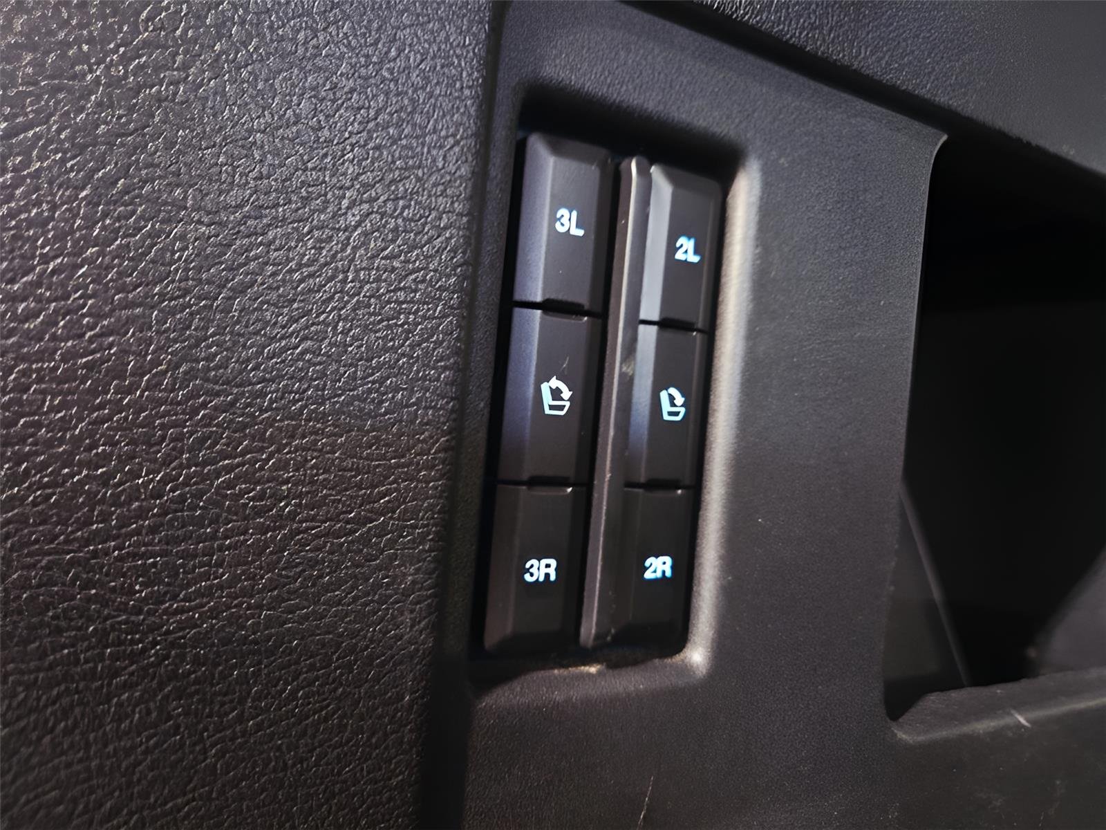 Used 2022 Dark Matter Gray Ford Limited image 47