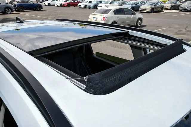 New 2026 Everest White Pearl TriCoat Nissan Dark Armor image 9