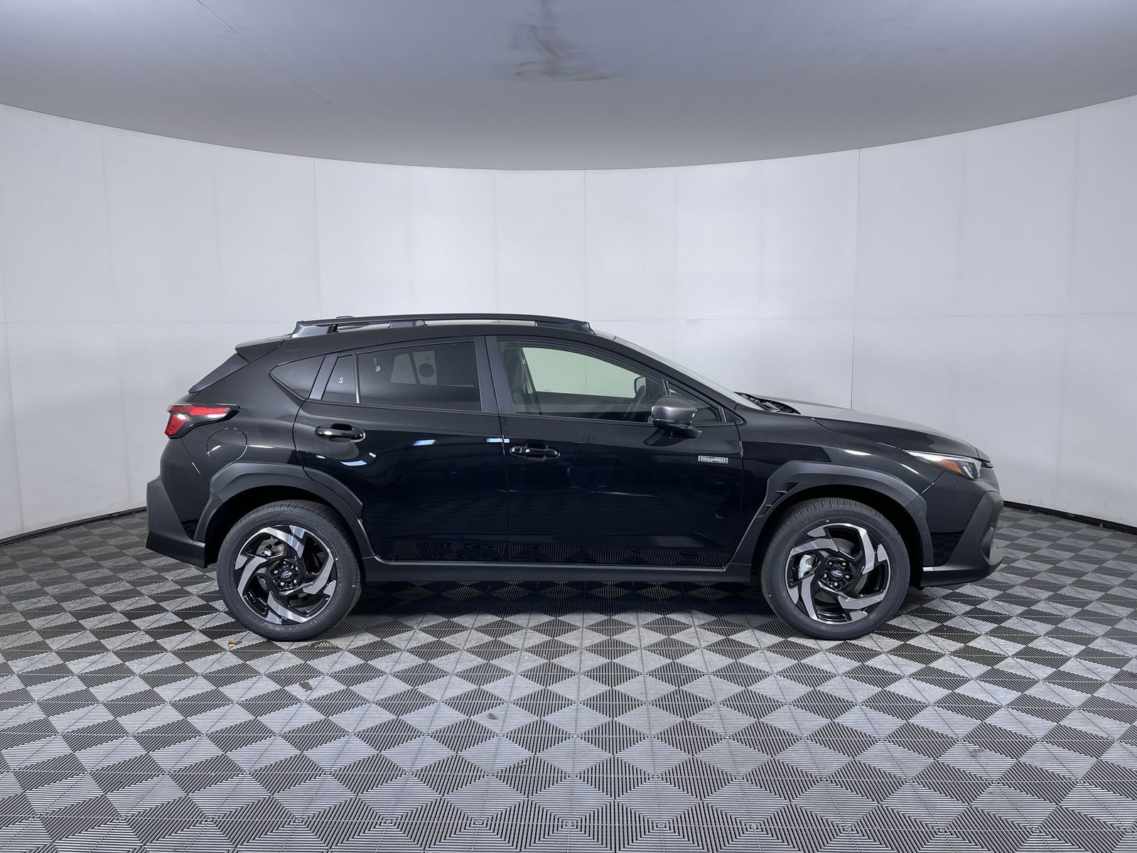 New 2026 CRYSTAL BLACK SILICA Subaru Limited Hybrid image 10