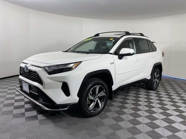 Used 2024 White Toyota SE image 4